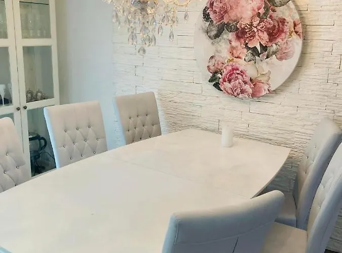 Σπίτι διακοπών Ganzes Haus Nahe Messe Und Nur 15 Min Zentrum-hannover - Including Parking - Wlan - Komplett Ausgestattet - 3 Schlafraeume - Whole Near Fair - And Only 15 Min Centre Of - 3 Bed - Highwlan - With Working Places - Garden Ανόβερο